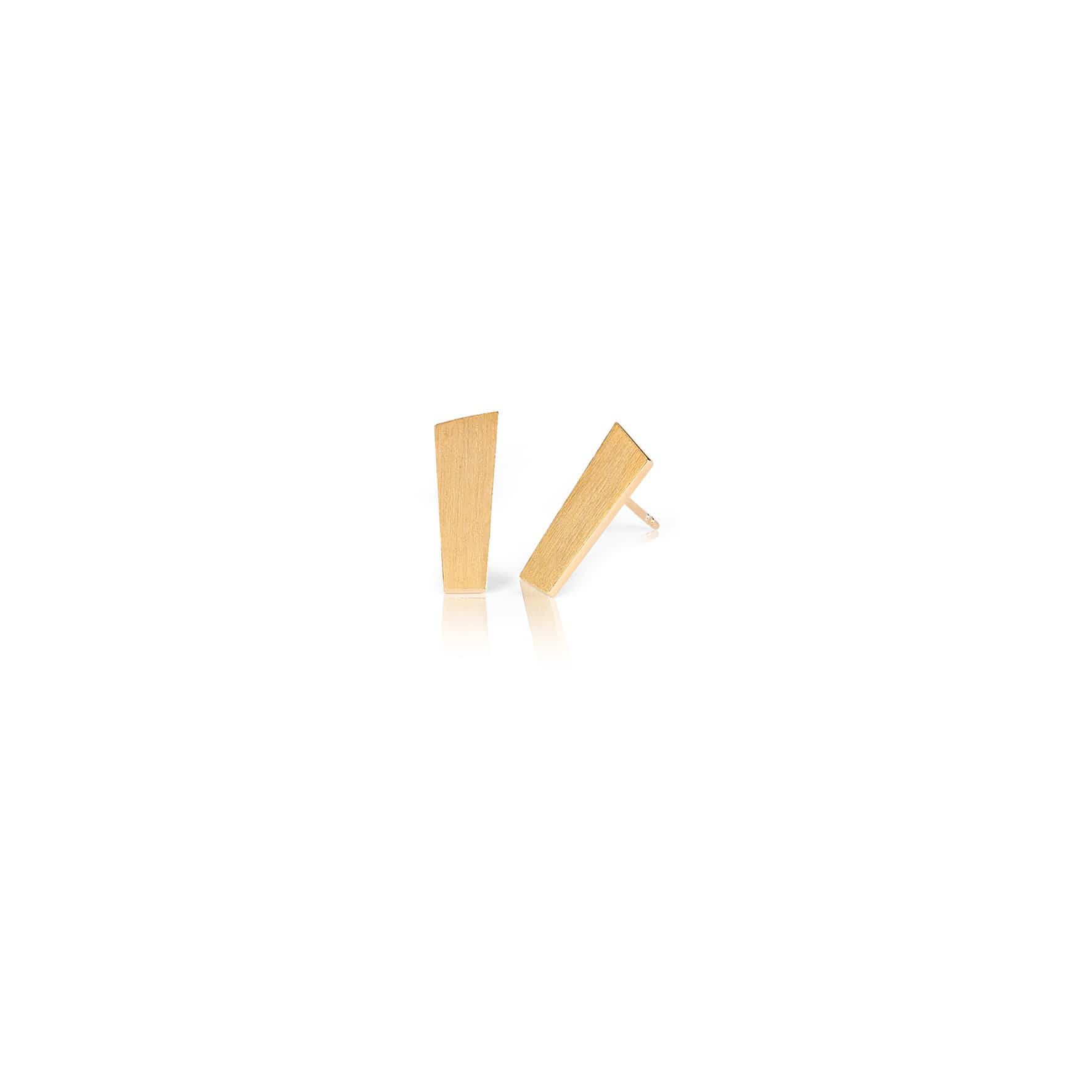 Pulpit Rock earrings with a brushed surface inspired by the Pulpit Rock